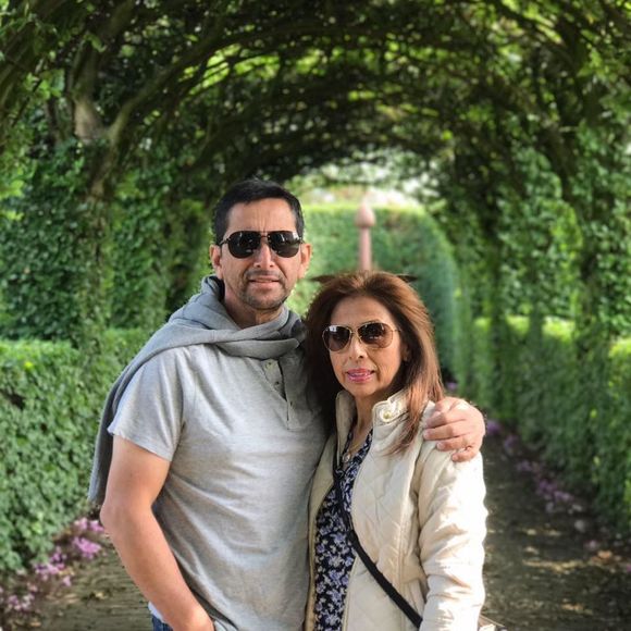 Meet your Posher, Ruth - Picture 1 of 1